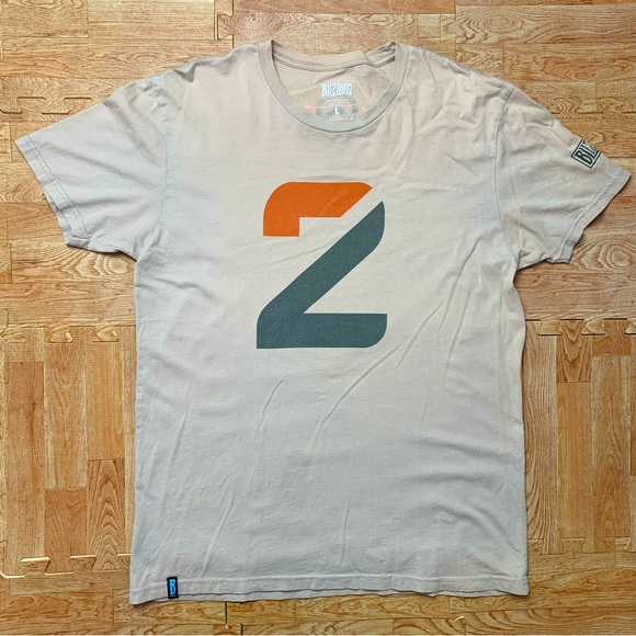 Overwatch 2 Shirt Men’s Size Large BlizzCon Video Game Graphic Tee Blizzard Rare - Picture 1 of 10